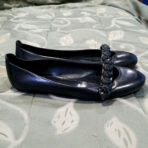 Authentic women Burberry shoes size 8
